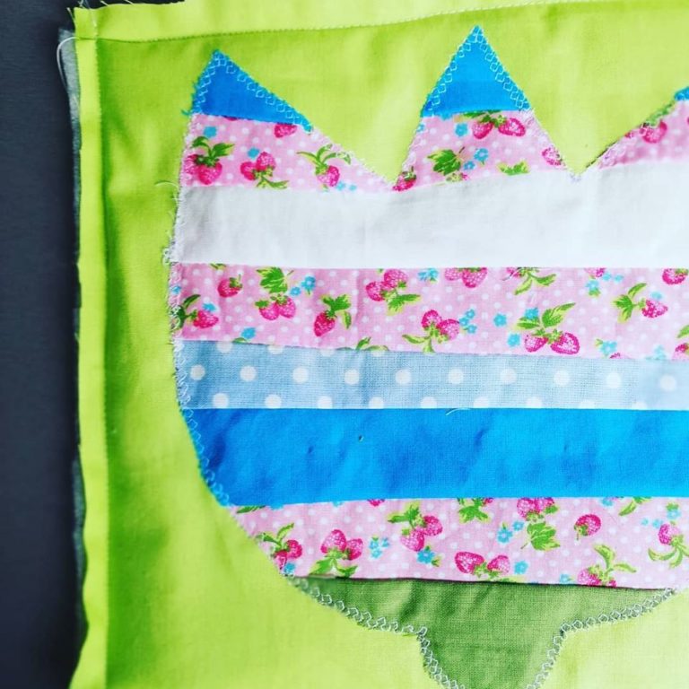 Tulipán mintás pathcwork alátét