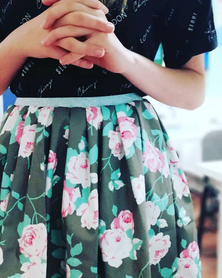 Hogyan varrj gumis derekú szoknyát?