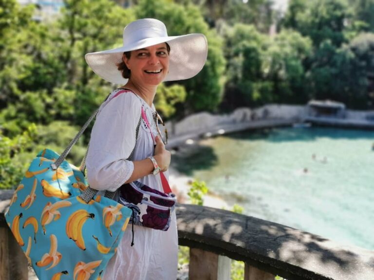 Strandtáska varrás vízlepergetős anyagból